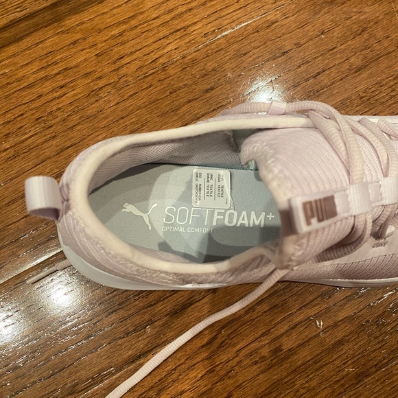 Light Pink Nike Sneakers - Picture 4 of 5